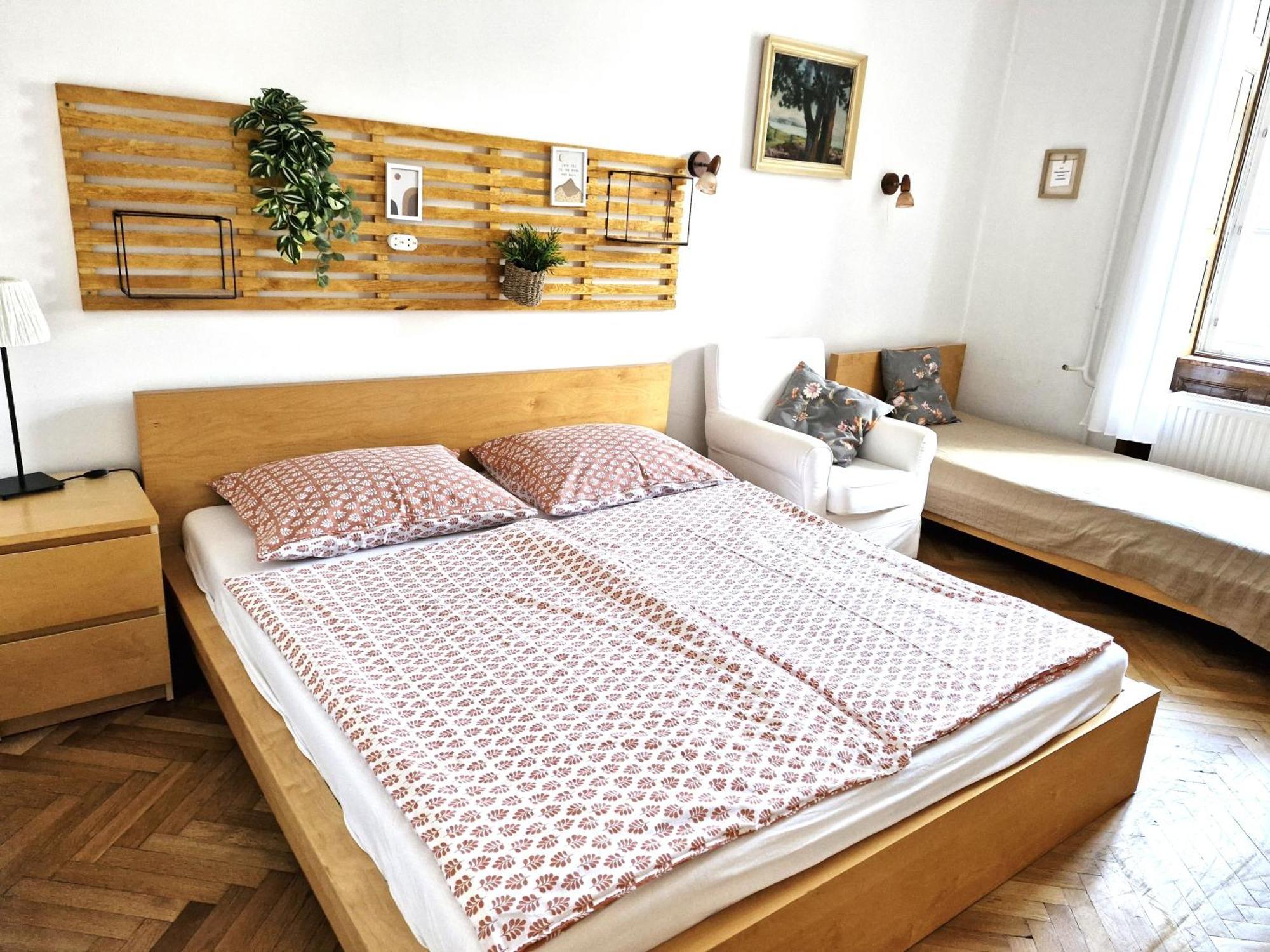 Várkerület Apartman Sopron Esterno foto