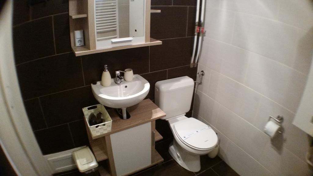 Várkerület Apartman Sopron Esterno foto