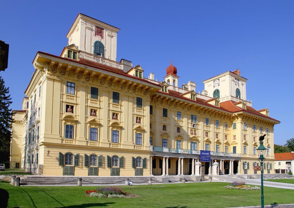 Várkerület Apartman Sopron Esterno foto