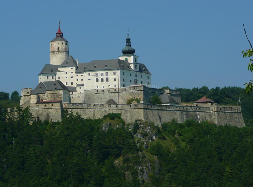 Várkerület Apartman Sopron Esterno foto