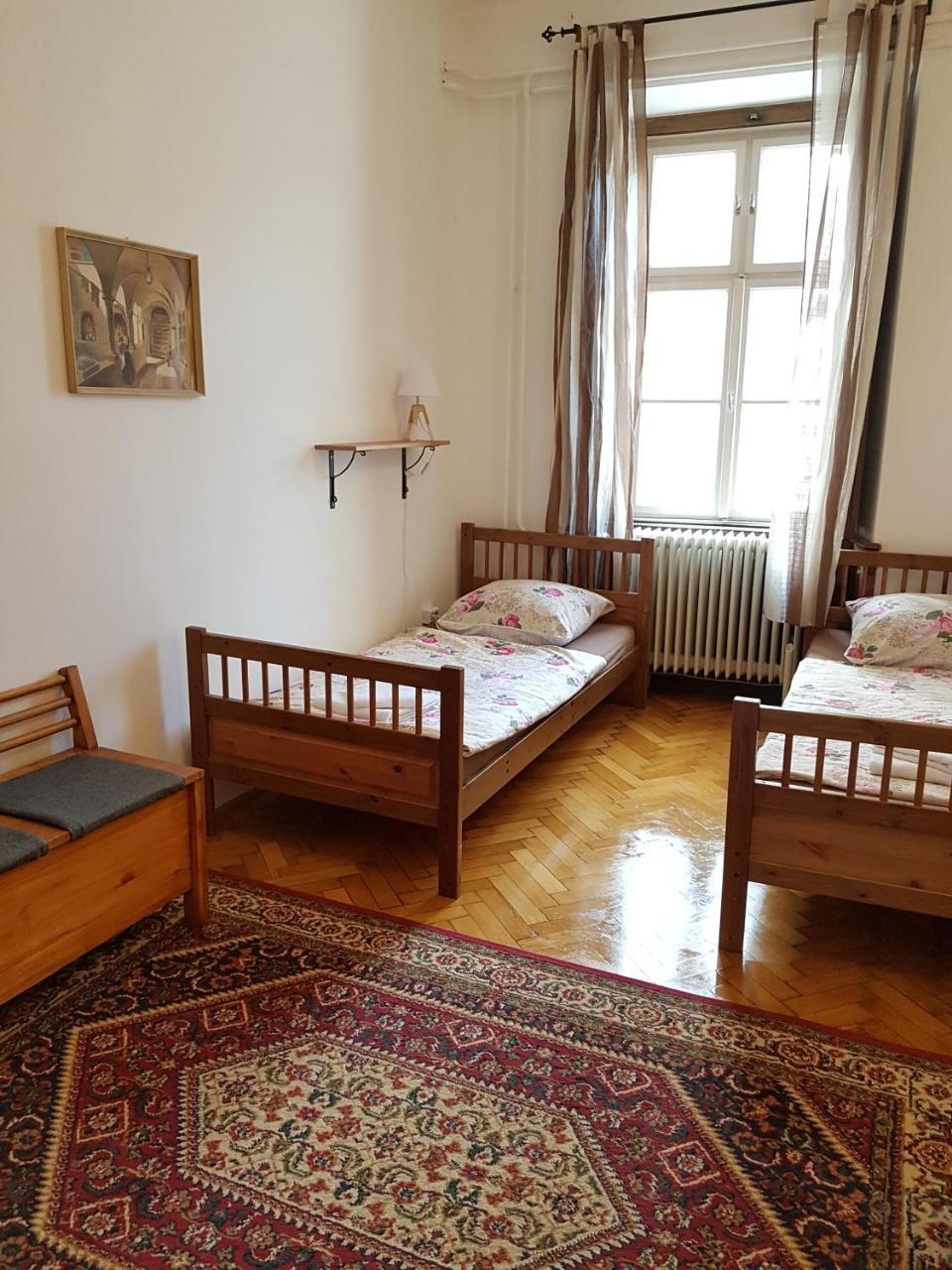 Várkerület Apartman Sopron Esterno foto
