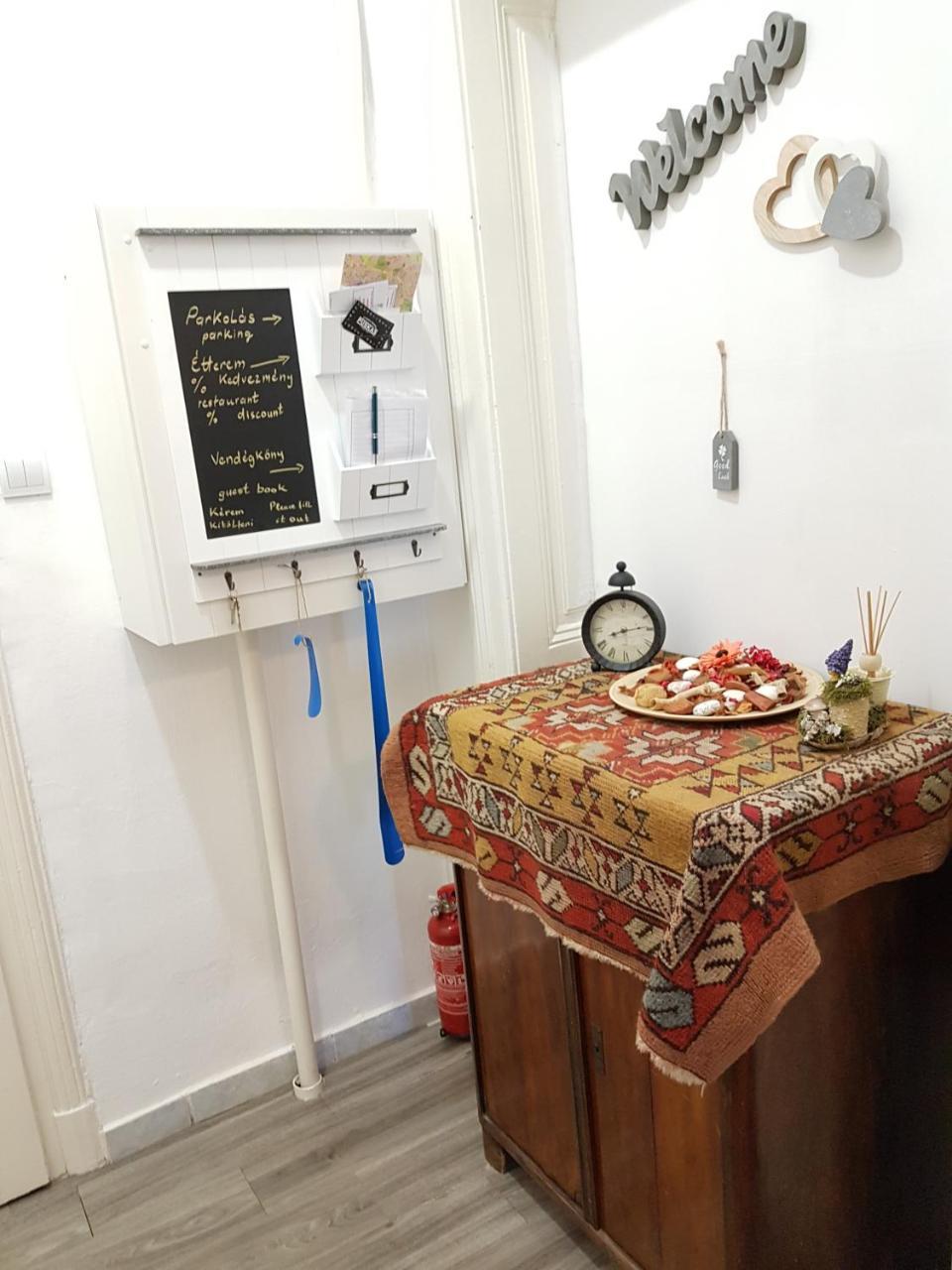 Várkerület Apartman Sopron Esterno foto