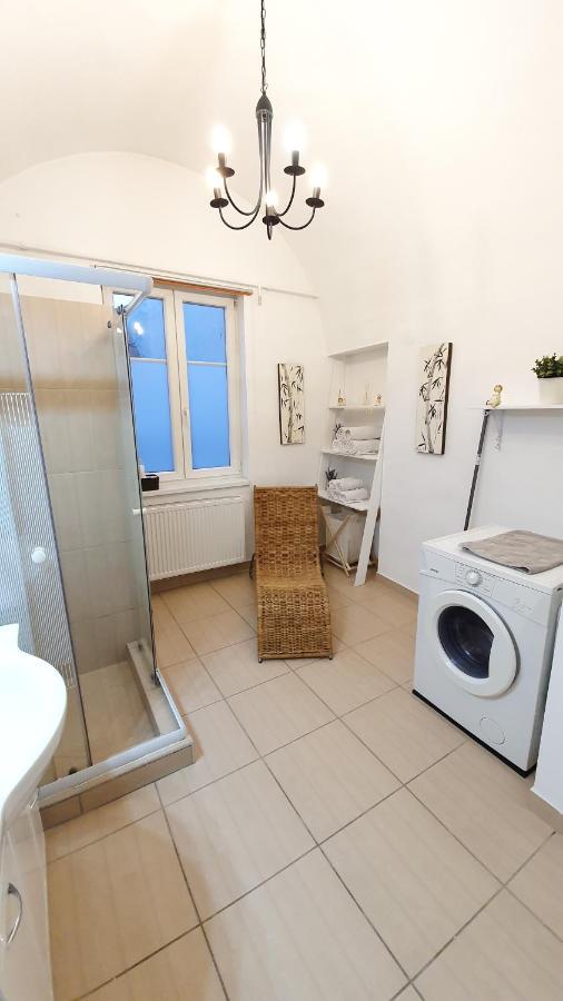 Várkerület Apartman Sopron Esterno foto